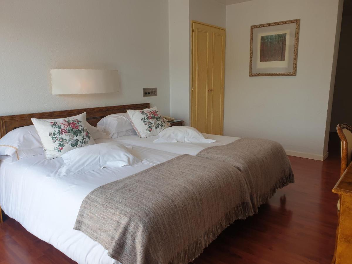 Hotel Pintor Marsa Tárrega Zewnętrze zdjęcie